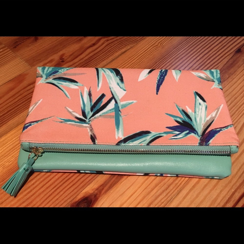 Cute Reversible Clutch